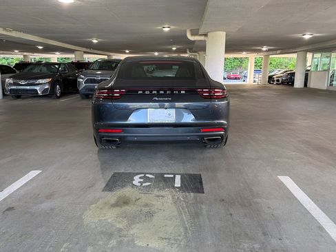 Used 2019 Porsche Panamera 4 image 7