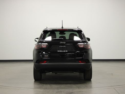 New 2026 Jeep Compass Latitude image 7