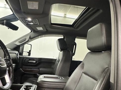 Used 2020 GMC Sierra 2500 SLT w/ SLT Premium Plus Package AWD/4WD image 11