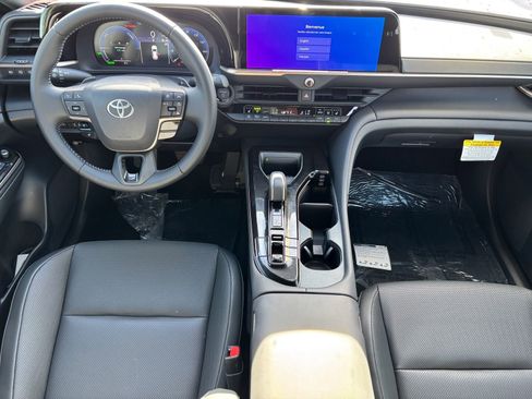 New 2026 Toyota Crown Signia image 13