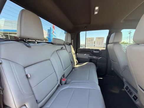 Used 2022 Chevrolet Silverado 2500 LTZ AWD/4WD image 35