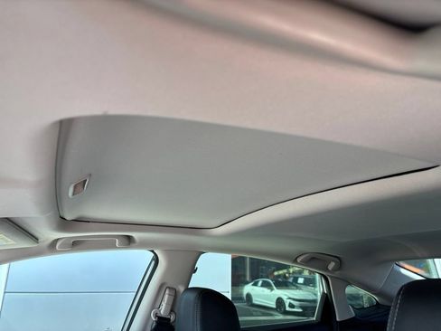 Used 2020 Honda Civic Touring image 18