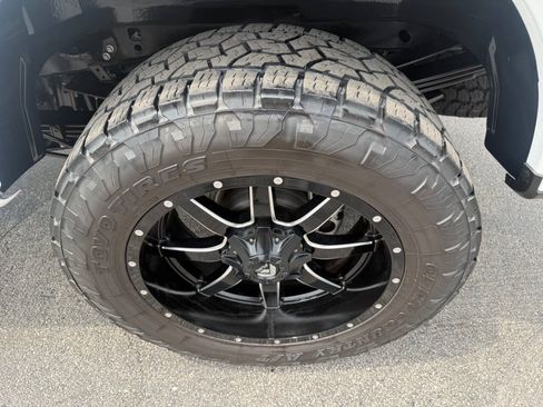 Used 2022 Ford F250 Platinum AWD/4WD image 8