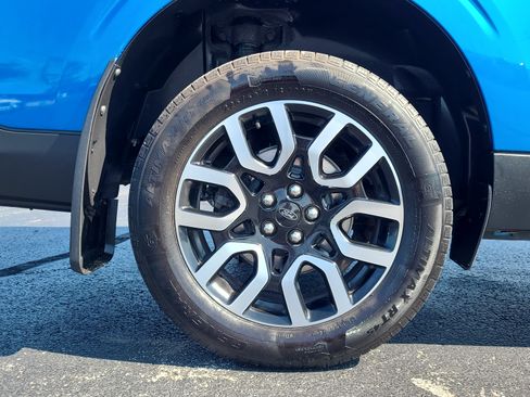 Certified 2022 Ford Maverick Lariat w/ Lariat Luxury Package AWD/4WD image 11