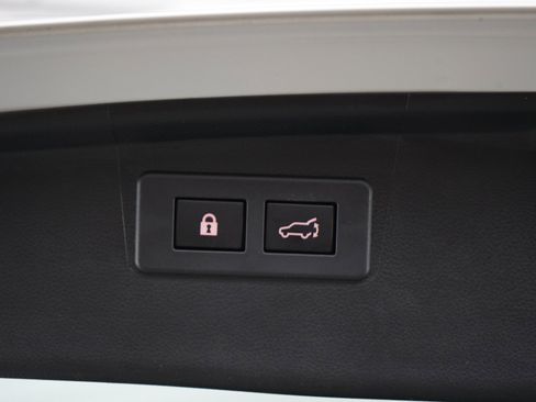 Used 2020 Subaru Outback Premium AWD/4WD image 17