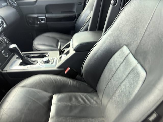 Used 2011 Land Rover Range Rover HSE AWD/4WD image 9