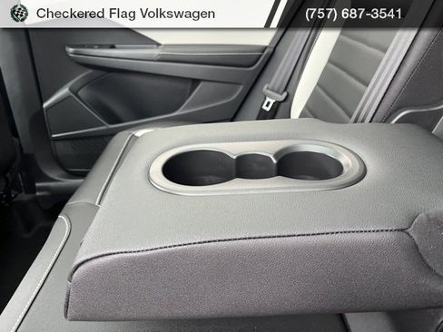 New 2025 Volkswagen Taos SEL image 51