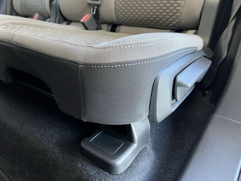 Used 2022 Ford Escape SE image 17