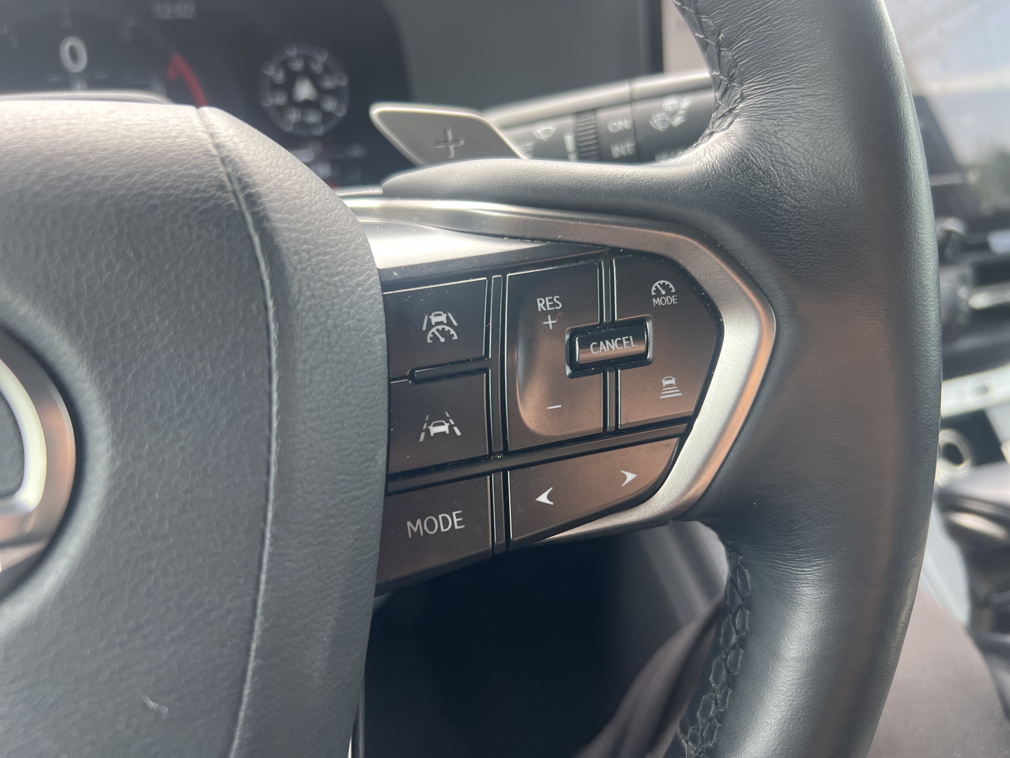 Used 2024 Lexus GX 550 w/ Accessory Package (Z1) AWD/4WD image 20