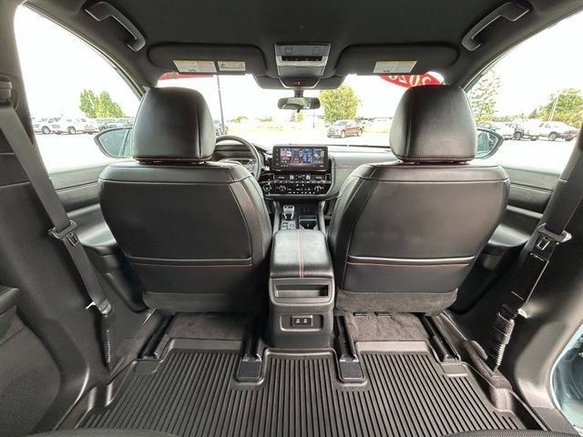 Certified 2026 Nissan Pathfinder Rock Creek AWD/4WD image 37