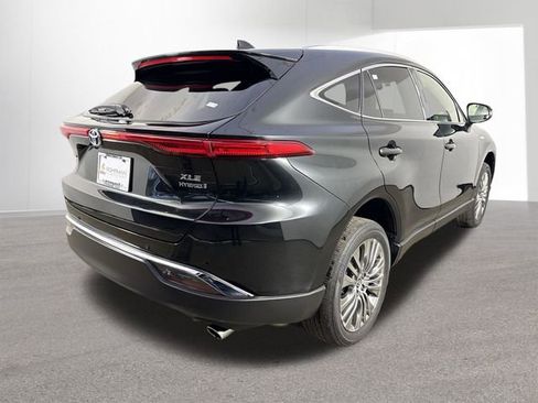 Used 2021 Toyota Venza LE image 35