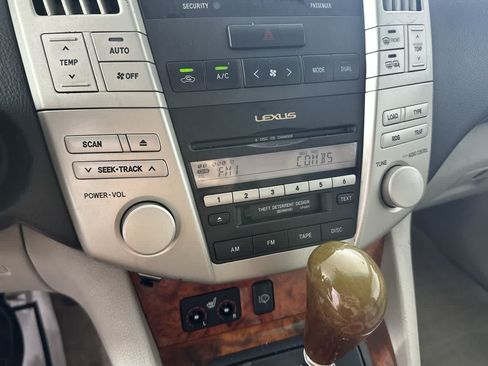 Used 2004 Lexus RX 330 AWD image 16