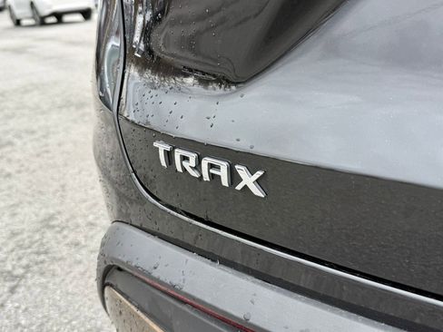 Certified 2024 Chevrolet Trax ACTIV w/ Driver Confidence Package image 9