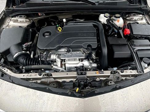 Used 2025 Chevrolet Malibu LT image 10