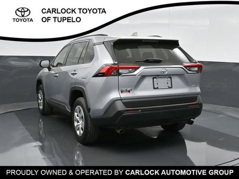 Used 2020 Toyota RAV4 LE image 10