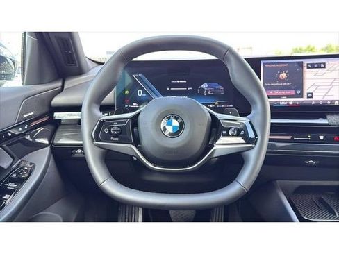 Used 2026 BMW 530i RWD image 20