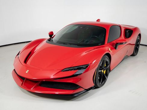 Used 2023 Ferrari SF90 Stradale image 2