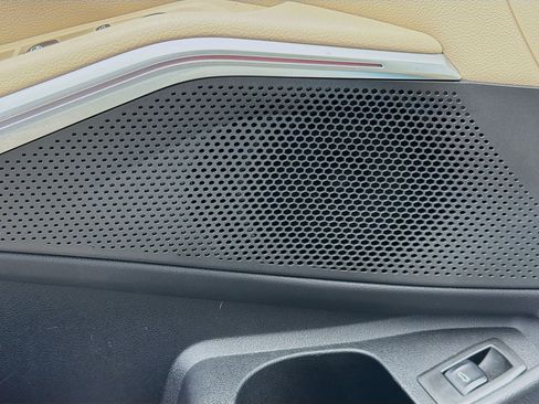 Used 2025 BMW 330i Sedan w/ Parking Assistance Package image 23