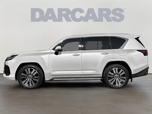 New 2026 Lexus LX 600 4WD w/ Luxury Package image 2