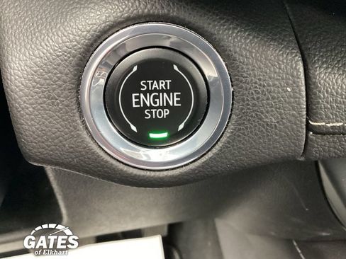 Used 2022 Buick Envision Preferred FWD image 22