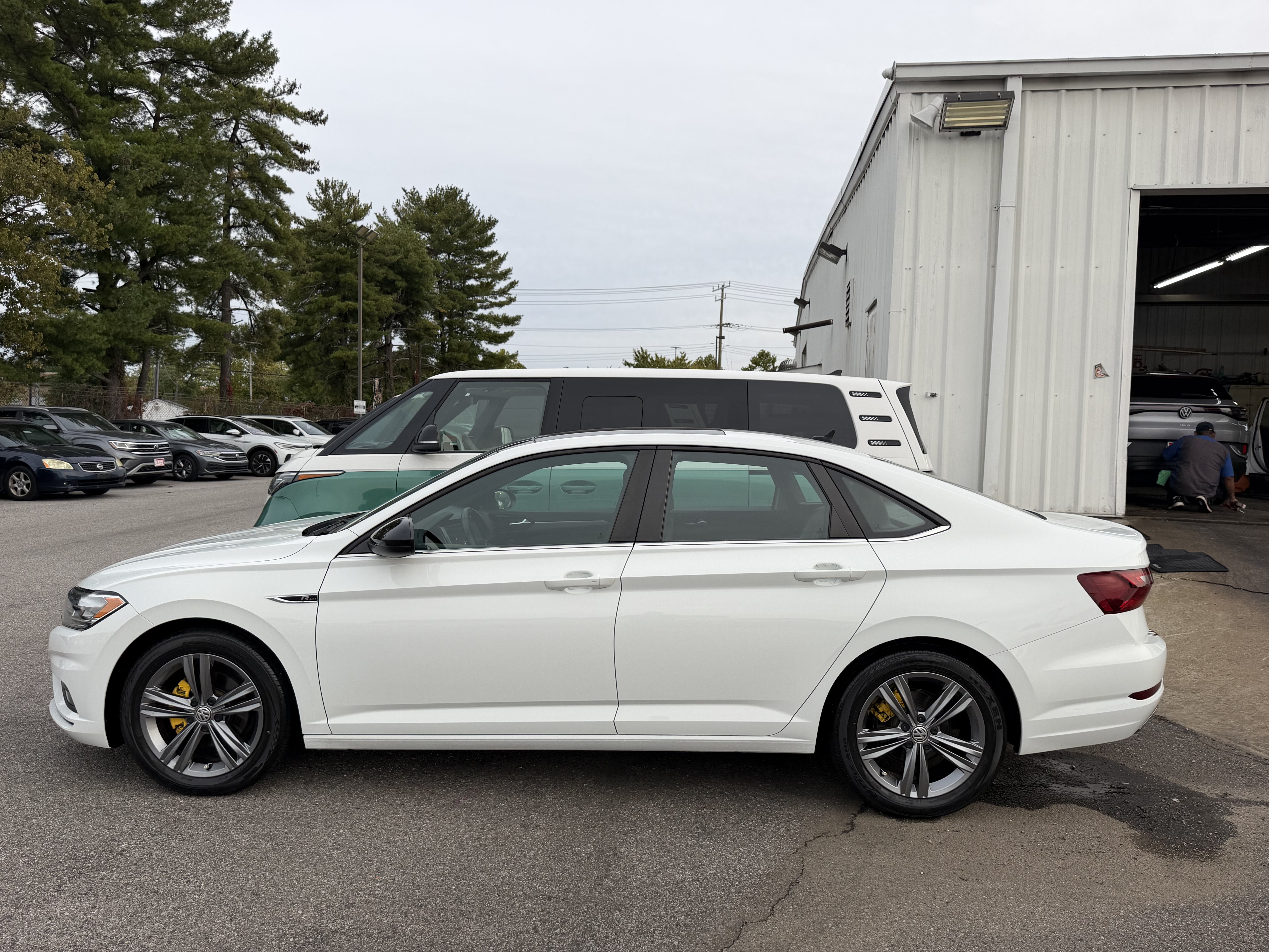 Used 2021 Volkswagen Jetta R-Line FWD image 13