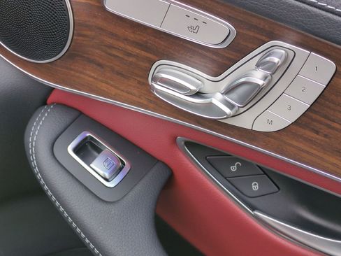 Certified 2021 Mercedes-Benz GLC 43 AMG 4MATIC image 39