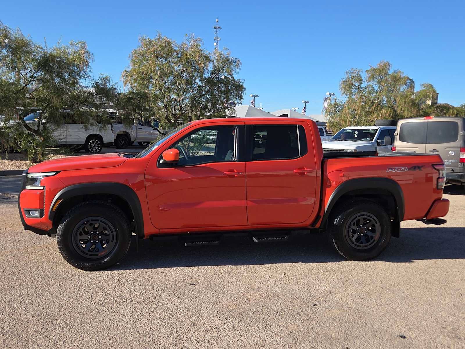 Used 2025 Nissan Frontier PRO-4X w/ Interior Protection Package AWD/4WD image 5