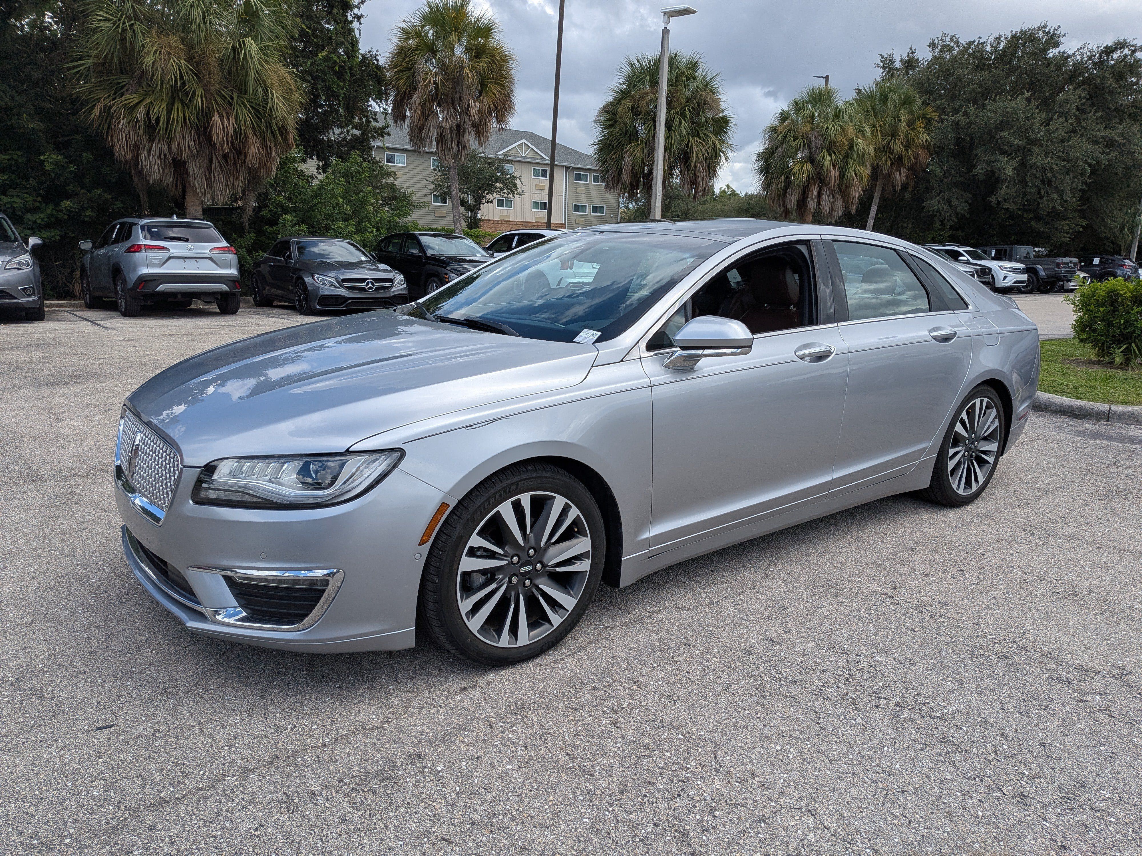 Used 2020 Lincoln MKZ Reserve w/ Elements Package FWD image 8