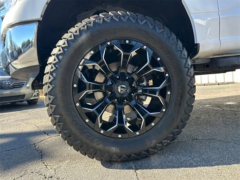 Used 2022 Ford F150 XLT image 12