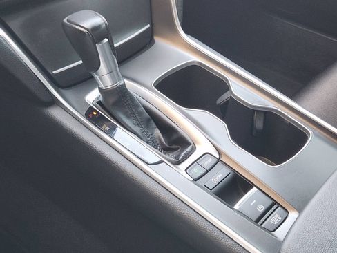 Certified 2022 Honda Accord Sport image 19