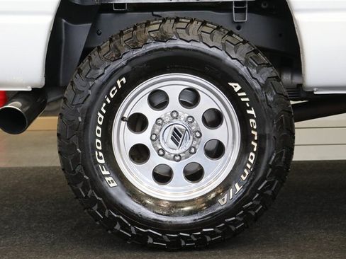 Used 2005 Dodge Ram 2500 Truck SLT AWD/4WD image 65