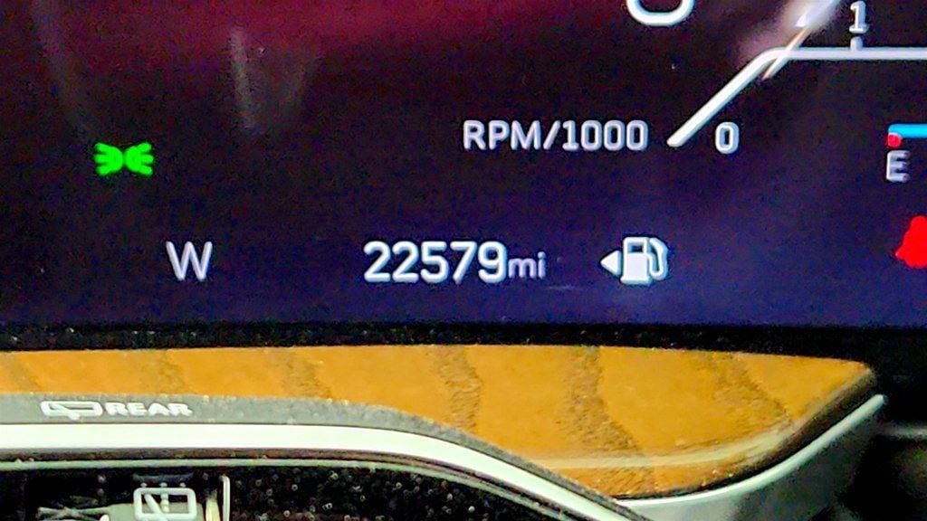 Used 2025 Cadillac Escalade Sport Platinum w/ LPO, ONYX Package AWD/4WD image 15
