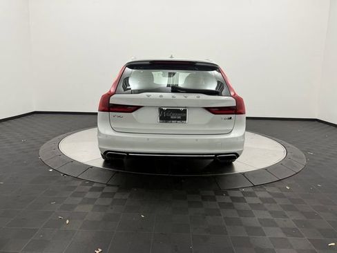 Used 2020 Volvo V90 T6 Inscription image 6