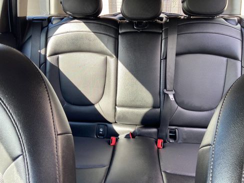 Used 2017 MINI Cooper Clubman ALL4 image 17