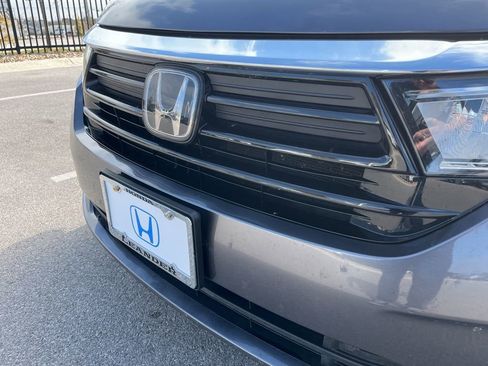 Used 2024 Honda Odyssey EX-L image 15