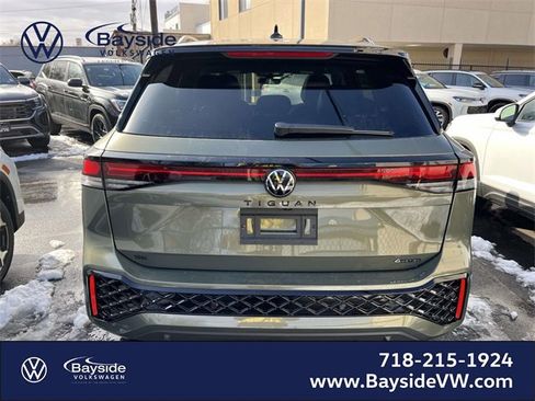 New 2026 Volkswagen Tiguan SE R-Line image 6