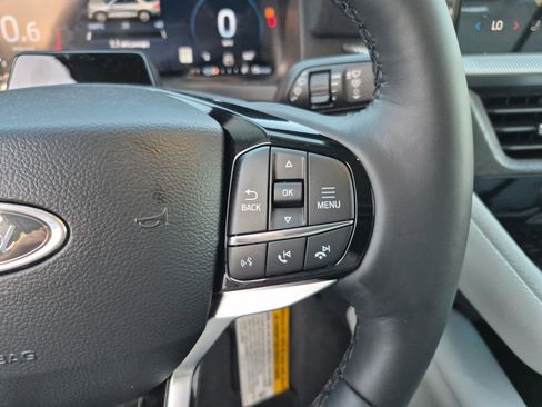 New 2025 Ford Explorer Platinum w/ Ultimate Package image 27