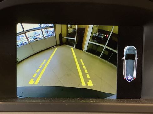 Used 2016 Volvo XC70 T5 Premier w/ Proximity Package image 20