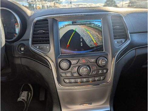 Used 2018 Jeep Grand Cherokee High Altitude image 25