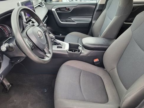 Used 2023 Toyota RAV4 LE AWD/4WD image 12