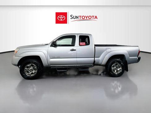 Used 2013 Toyota Tacoma 4x4 Access Cab V6 w/ SR5 Pkg image 7