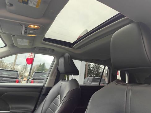 Used 2020 Toyota Highlander XLE image 13