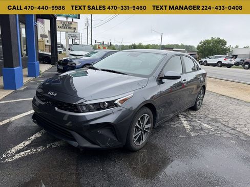 Used 2023 Kia Forte LXS FWD image 1