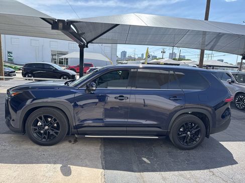 Used 2026 Toyota Grand Highlander AWD image 8