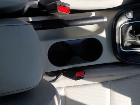 Certified 2025 Kia Soul LX w/ LX Technology Package image 14