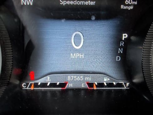 Used 2019 Jeep Cherokee Limited w/ Trailer Tow Group image 15