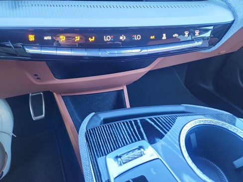 New 2025 Cadillac Optiq Sport 2 AWD/4WD image 16