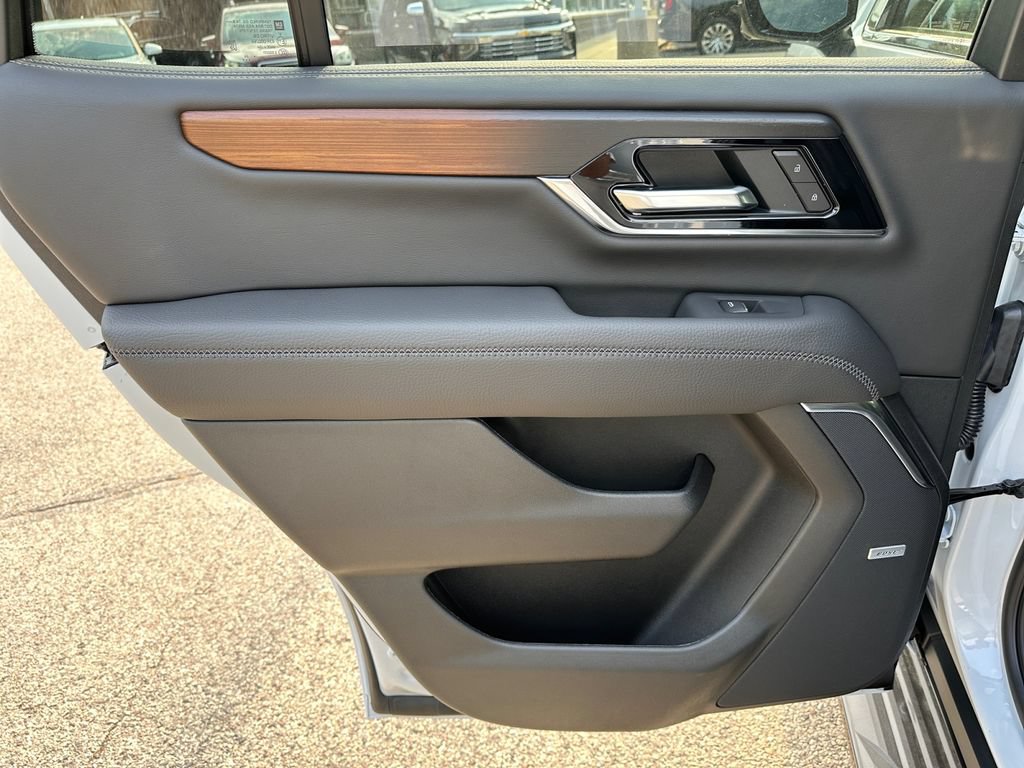 New 2026 GMC Yukon Denali AWD/4WD image 35
