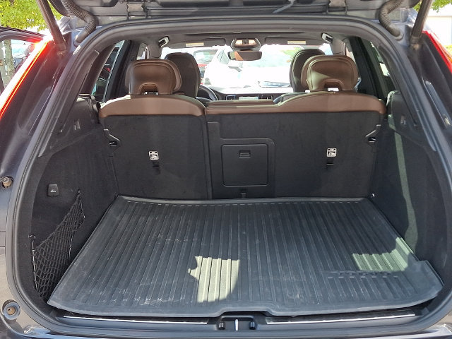 Used 2022 Volvo XC60 B5 Inscription w/ Advanced Package AWD/4WD image 29