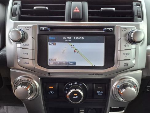 Used 2019 Toyota 4Runner SR5 Premium image 13